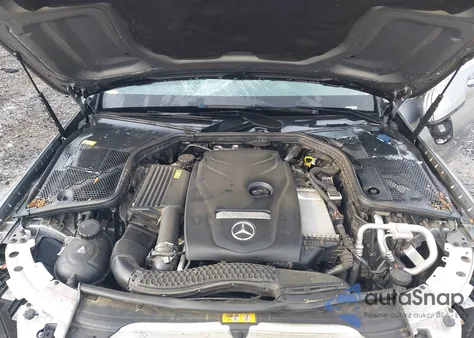 2016 Mercedes-Benz C 300 4Matic/Luxury 4Matic/Sport 4Matic from USA, damaged, VIN 55SWF4KB3GU159944